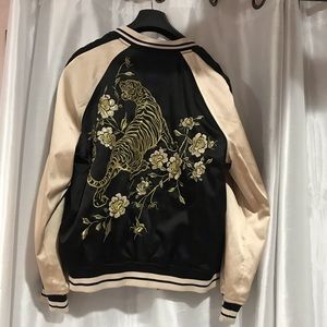Express reversible bomber jacket